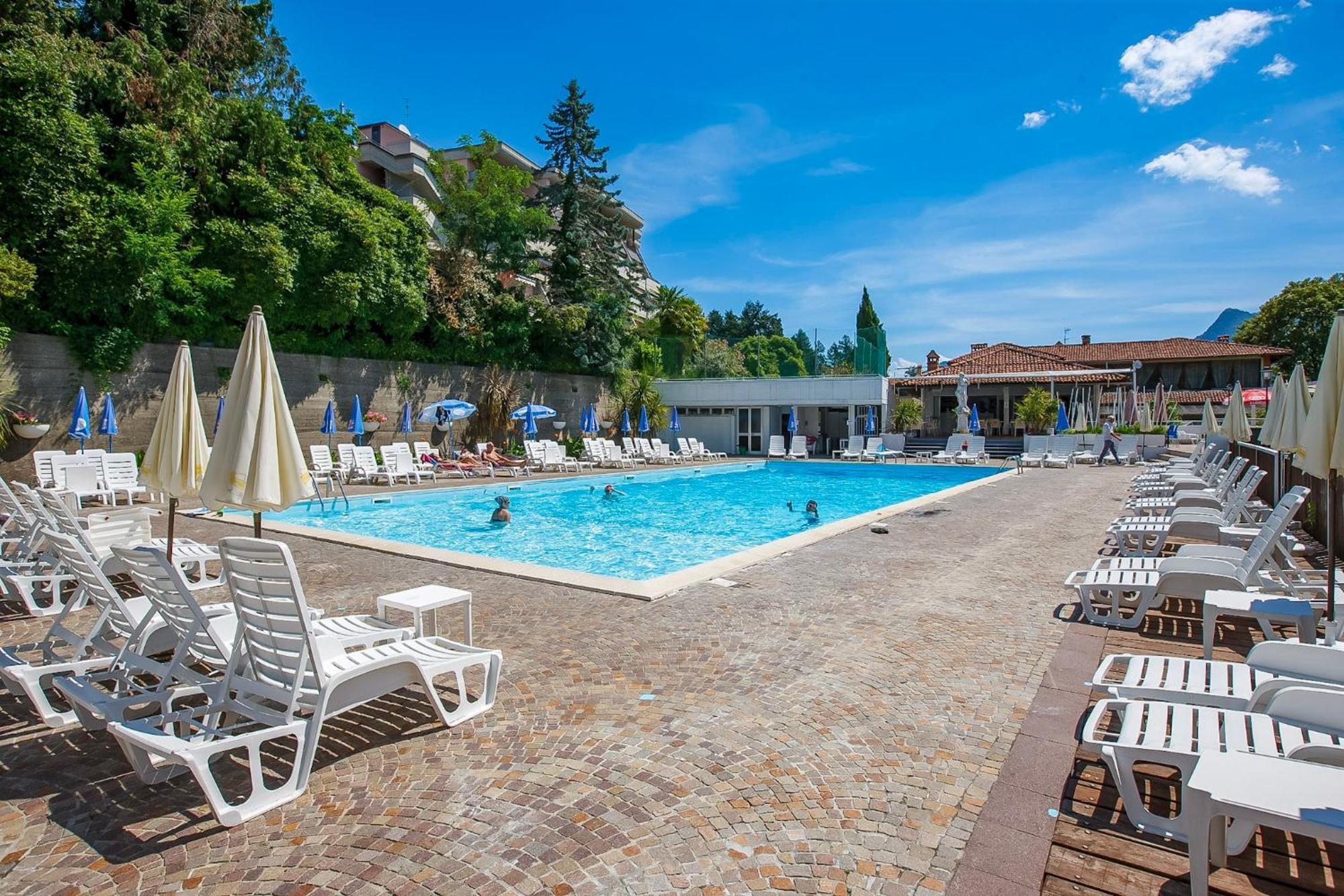 Residenz La Selva Studio-Apartments Гиффа Экстерьер фото